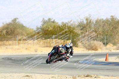 media/Jan-16-2022-CVMA (Sun) [[7f3d92989d]]/Race 3 Amateur Supersport Middleweight/